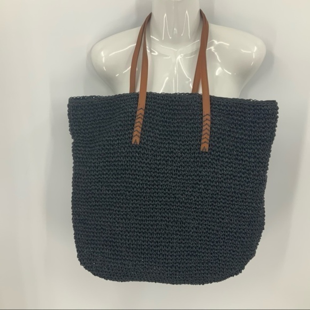Olive Street gray straw tote with leather straps